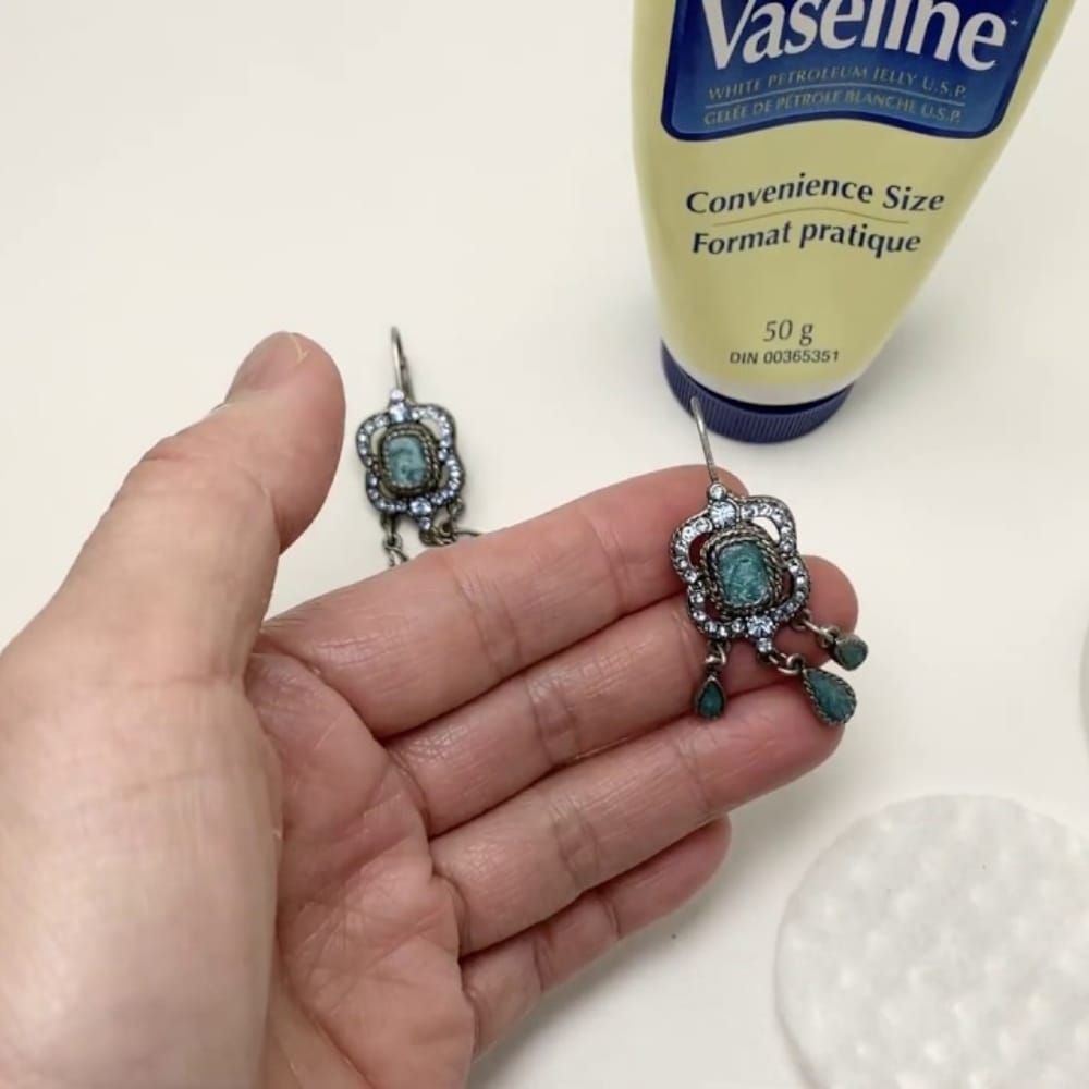 Get Earrings in Easier